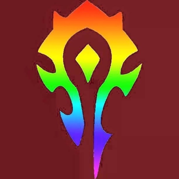 Meet your Posher, Mandie of all Trades - Picture 1 of 6